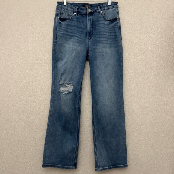 Judy Blue Denim - Judy Blue 90's Straight Fit Distressed Denim Jeans Size 13/31